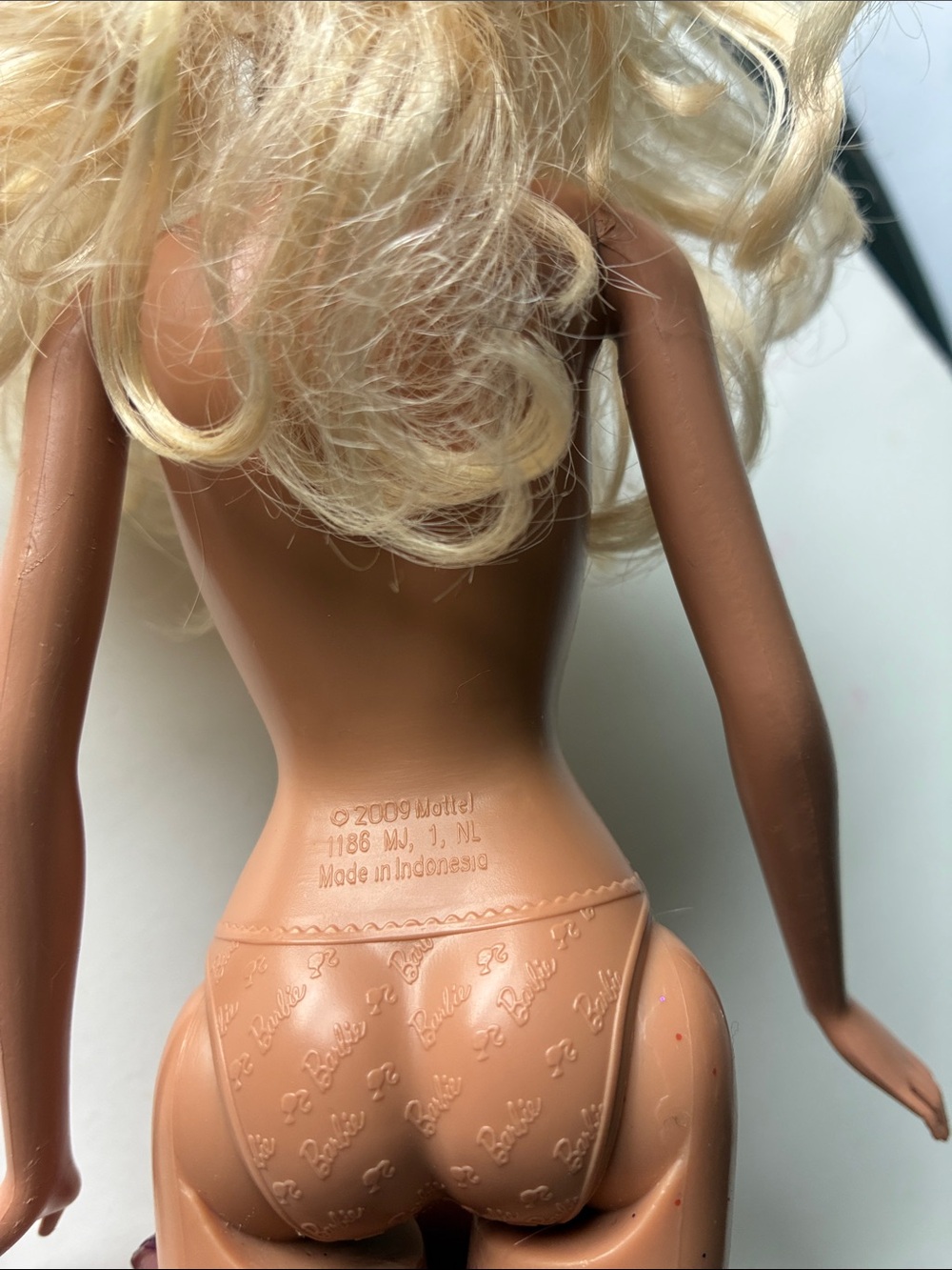 Lot of 5 Barbie Fashion Dolls - Picture 6 of 11